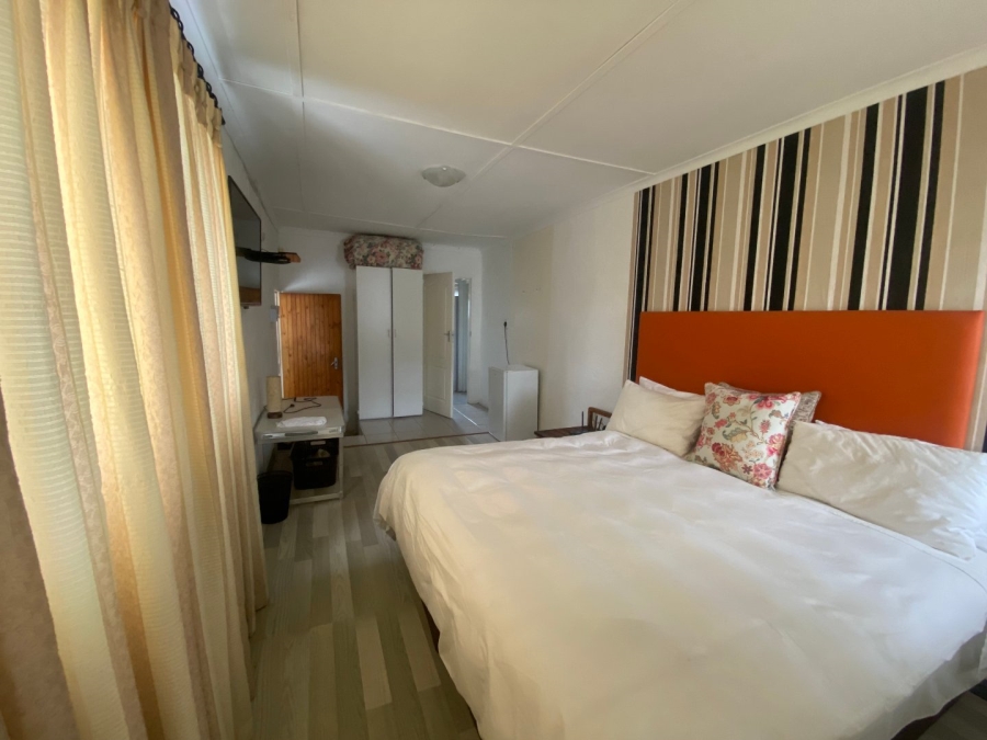 5 Bedroom Property for Sale in Dorchester Heights Eastern Cape